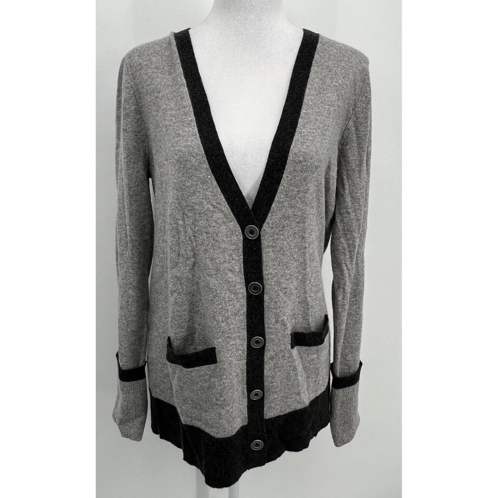 Neiman Marcus Cashmere Cardigan Button Up Sz M Colorblock Gray Pockets Classic